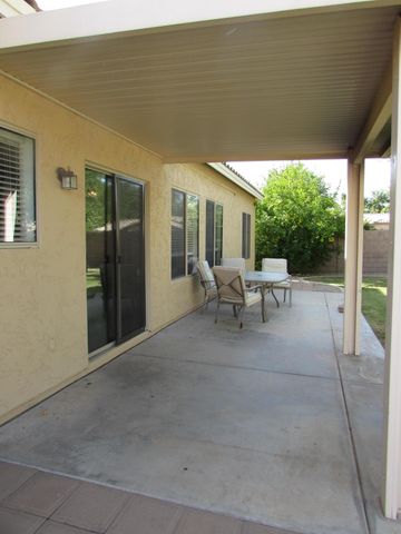 1042 E Canyon Way, Chandler, AZ 85249