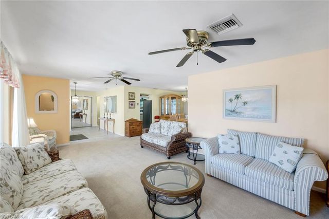 5201 Willow CT, Cape Coral, FL 33904