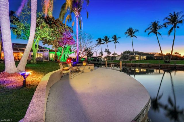 5201 Willow CT, Cape Coral, FL 33904