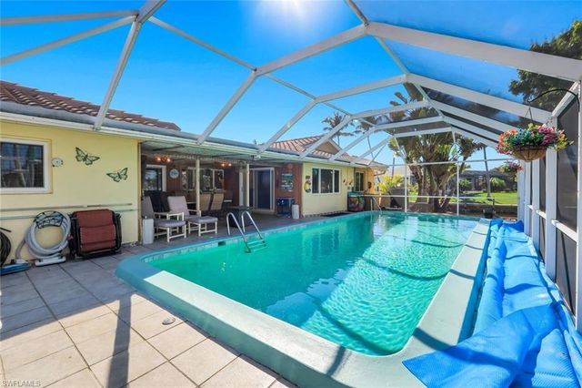 5201 Willow CT, Cape Coral, FL 33904