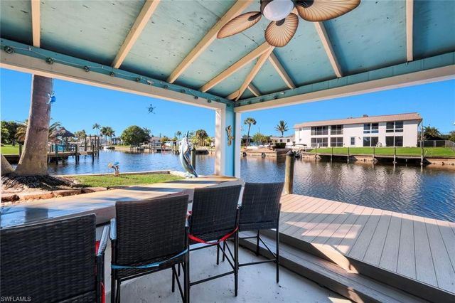 5201 Willow CT, Cape Coral, FL 33904