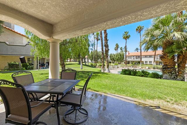 786 Montana Vista Drive, Palm Desert, CA 92211