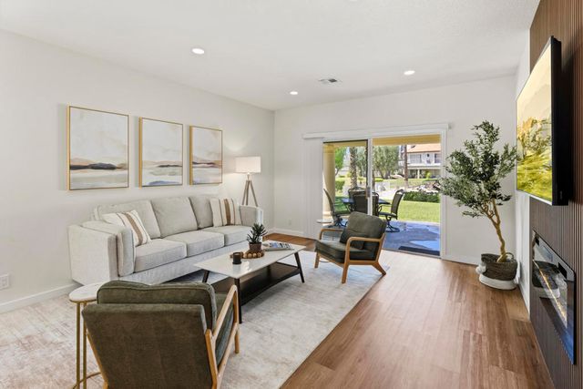 786 Montana Vista Drive, Palm Desert, CA 92211