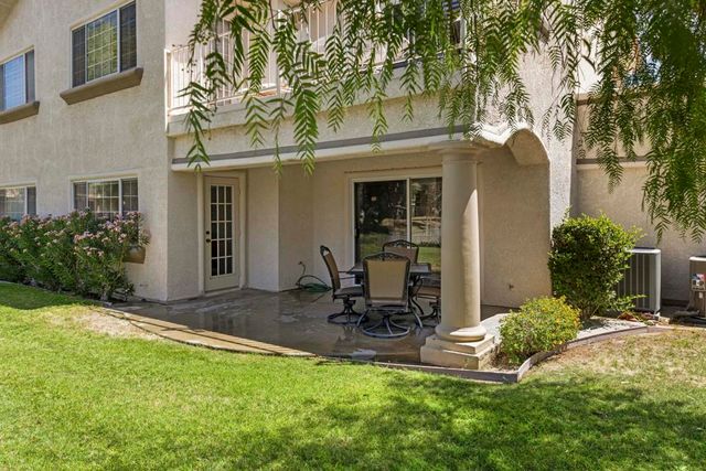 786 Montana Vista Drive, Palm Desert, CA 92211