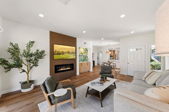 786 Montana Vista Drive, Palm Desert, CA 92211