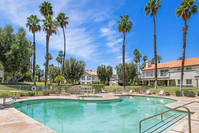 786 Montana Vista Drive, Palm Desert, CA 92211
