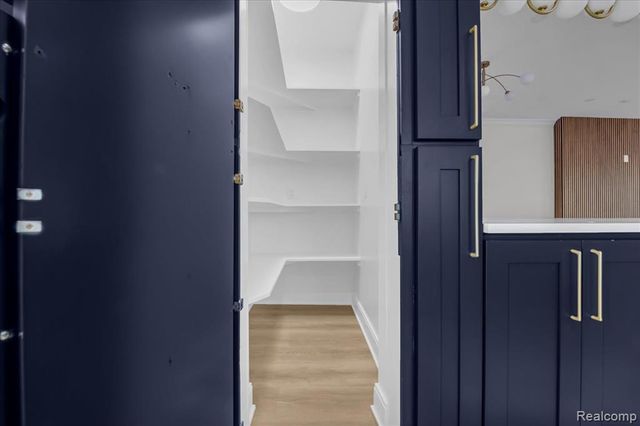 2623 Fairview Street, Detroit, MI 48214