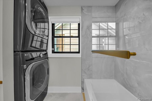 2623 Fairview Street, Detroit, MI 48214