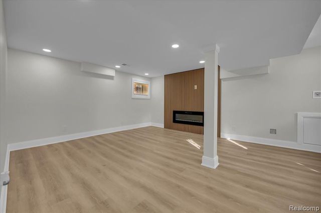 2623 Fairview Street, Detroit, MI 48214