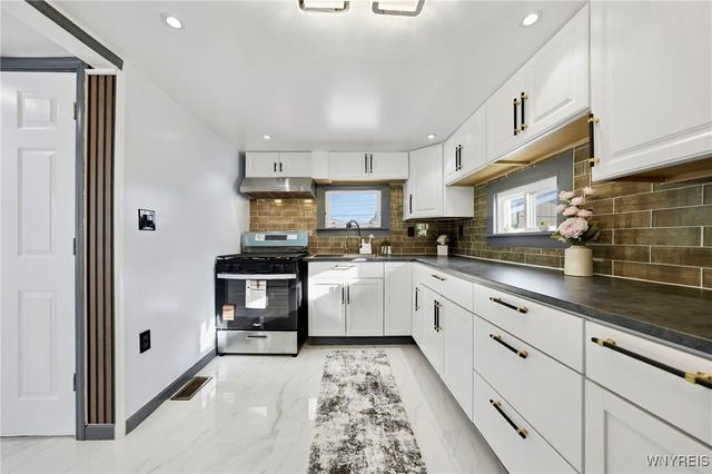 525 Buffalo Depew Boulevard, Cheektowaga, NY 14043