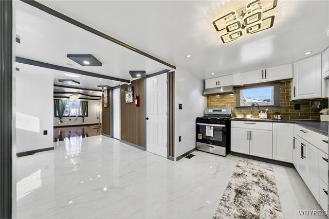 525 Buffalo Depew Boulevard, Cheektowaga, NY 14043