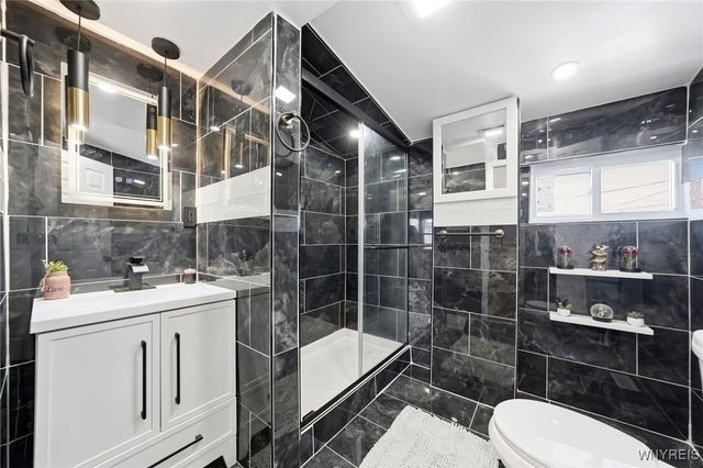 525 Buffalo Depew Boulevard, Cheektowaga, NY 14043