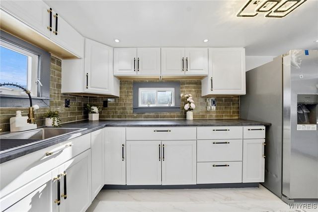 525 Buffalo Depew Boulevard, Cheektowaga, NY 14043