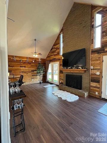 807 Orchard Street, Shelby, NC 28152