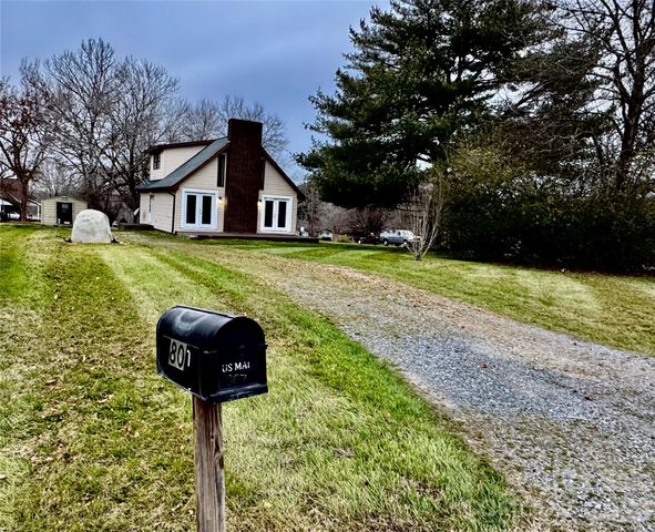807 Orchard Street, Shelby, NC 28152