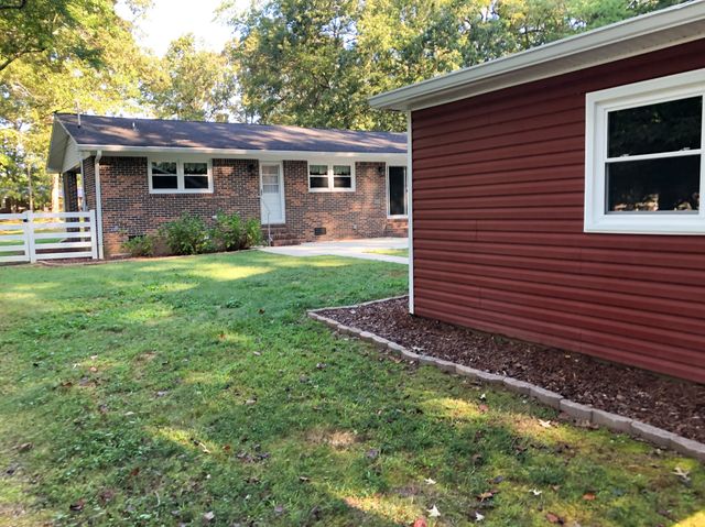 396 Harris Chapel Dr, Winchester, TN 37398