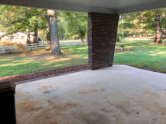 396 Harris Chapel Dr, Winchester, TN 37398