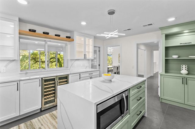 15407 A Fitzhugh PL, Dripping Springs, TX 78620