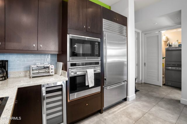 15215 N KIERLAND Boulevard 108, Scottsdale, AZ 85254