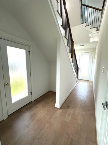 4623 Cochran Street, Houston, TX 77009