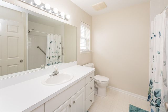 3618 Meadow View Drive, Dexter, MI 48130