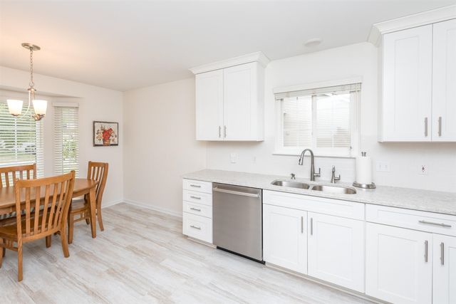 3618 Meadow View Drive, Dexter, MI 48130