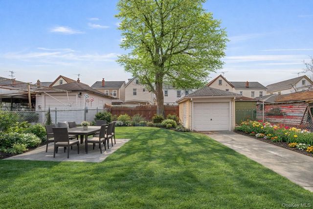 9020 205th Street, Hollis, NY 11423