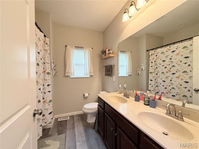 268 Gabrielle Circle, Bethalto, IL 62010