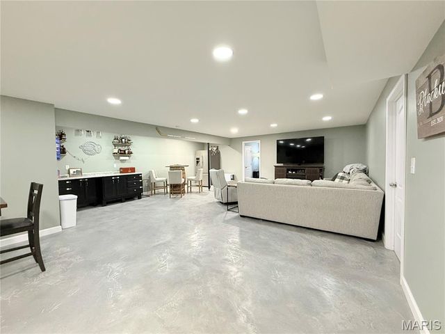 268 Gabrielle Circle, Bethalto, IL 62010