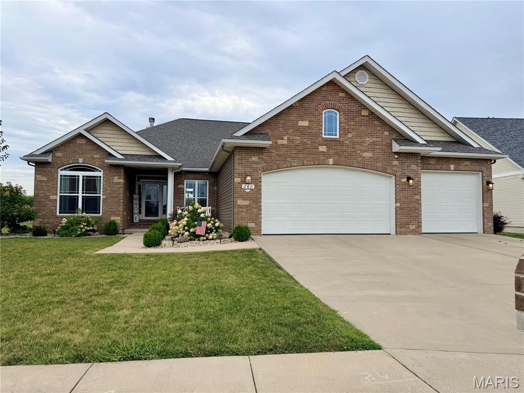268 Gabrielle Circle, Bethalto, IL 62010