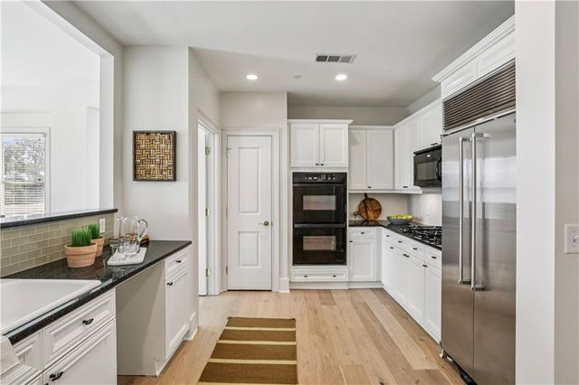 2500 Peachtree NW Road 405S, Atlanta, GA 30305