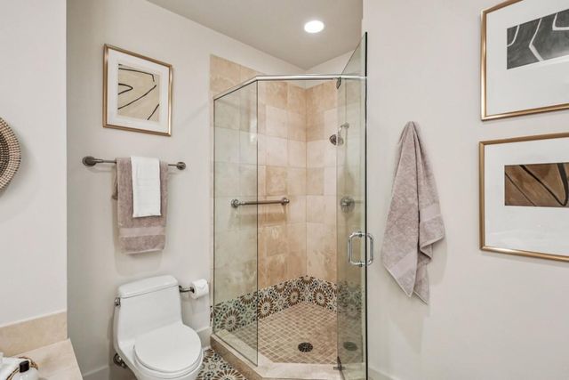 2500 Peachtree NW Road 405S, Atlanta, GA 30305