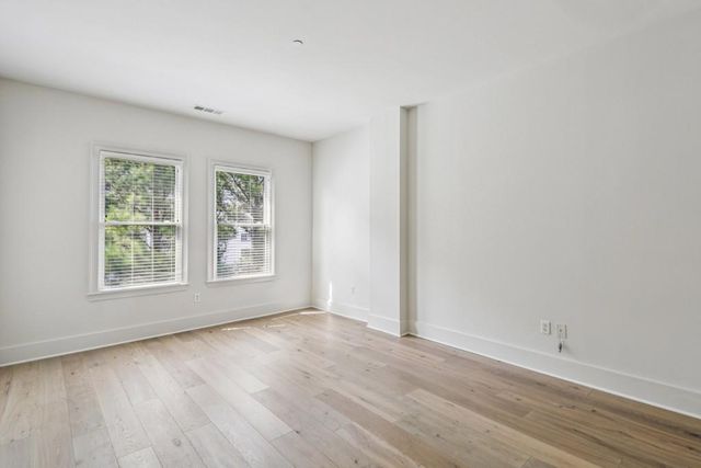 2500 Peachtree NW Road 405S, Atlanta, GA 30305