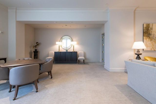 2500 Peachtree NW Road 405S, Atlanta, GA 30305