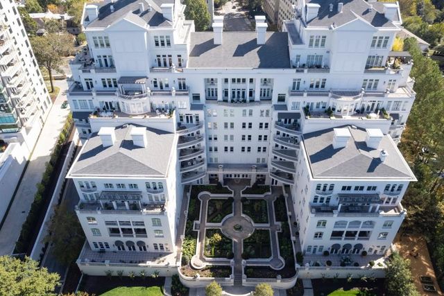 2500 Peachtree NW Road 405S, Atlanta, GA 30305