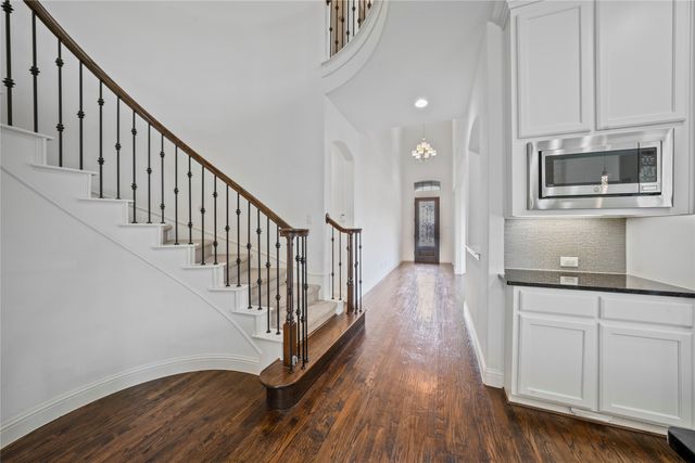 2501 Navarro Trail, Euless, TX 76039