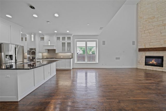 2501 Navarro Trail, Euless, TX 76039