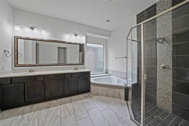 2501 Navarro Trail, Euless, TX 76039