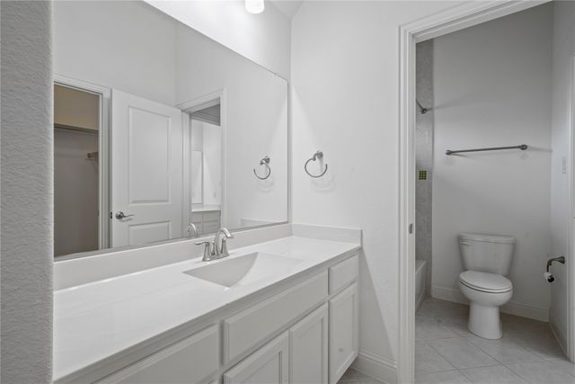 2501 Navarro Trail, Euless, TX 76039