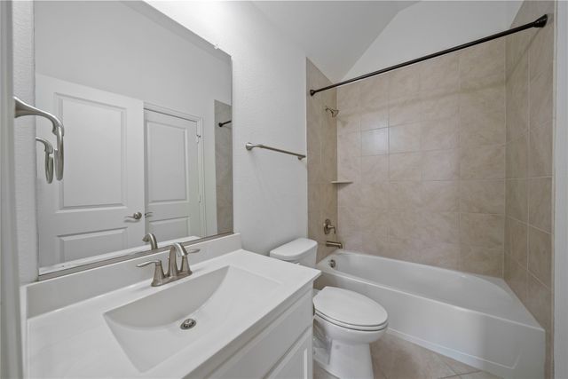 2501 Navarro Trail, Euless, TX 76039