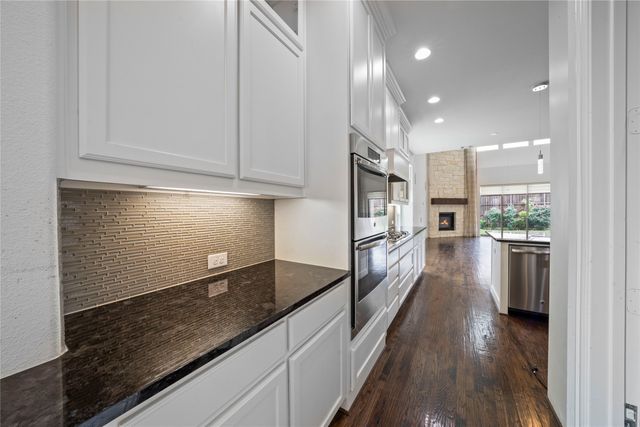 2501 Navarro Trail, Euless, TX 76039