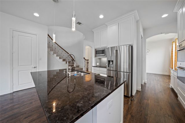 2501 Navarro Trail, Euless, TX 76039