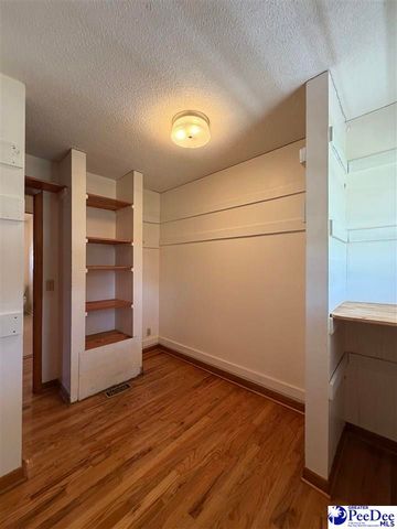 1115 N 4th Avenue, Dillon, SC 29536