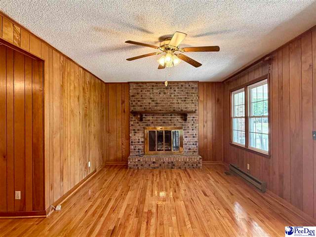 1115 N 4th Avenue, Dillon, SC 29536