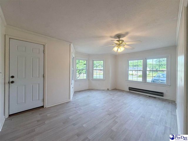 1115 N 4th Avenue, Dillon, SC 29536