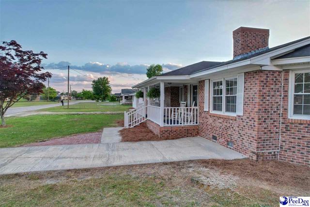 1115 N 4th Avenue, Dillon, SC 29536