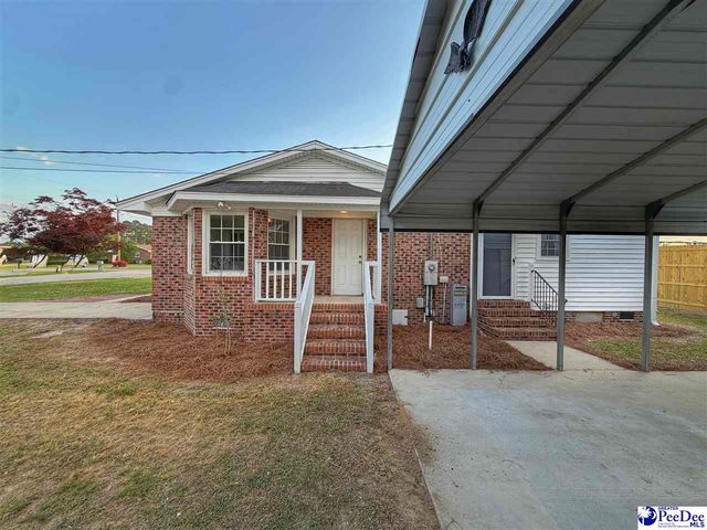 1115 N 4th Avenue, Dillon, SC 29536