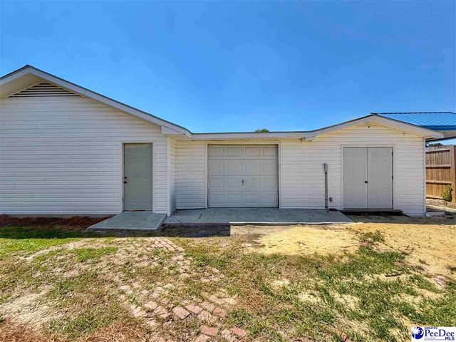 1115 N 4th Avenue, Dillon, SC 29536