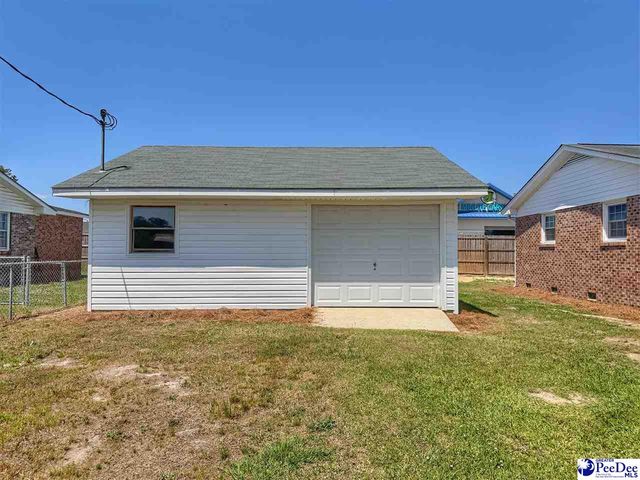 1115 N 4th Avenue, Dillon, SC 29536