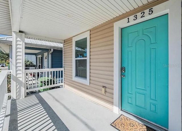 1325 W NORTH B STREET, Tampa, FL 33606